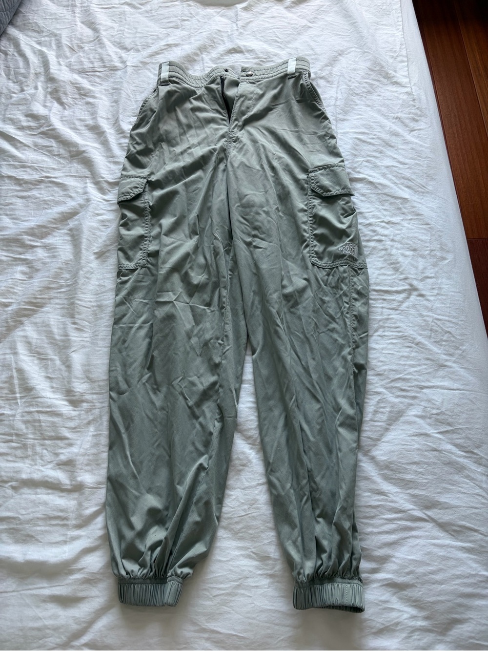 The North Face Women's Sage Green Cargo pants
